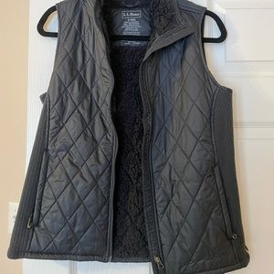 L.L. Bean Black Quilted Vest, size S Regular, Sherpa lined